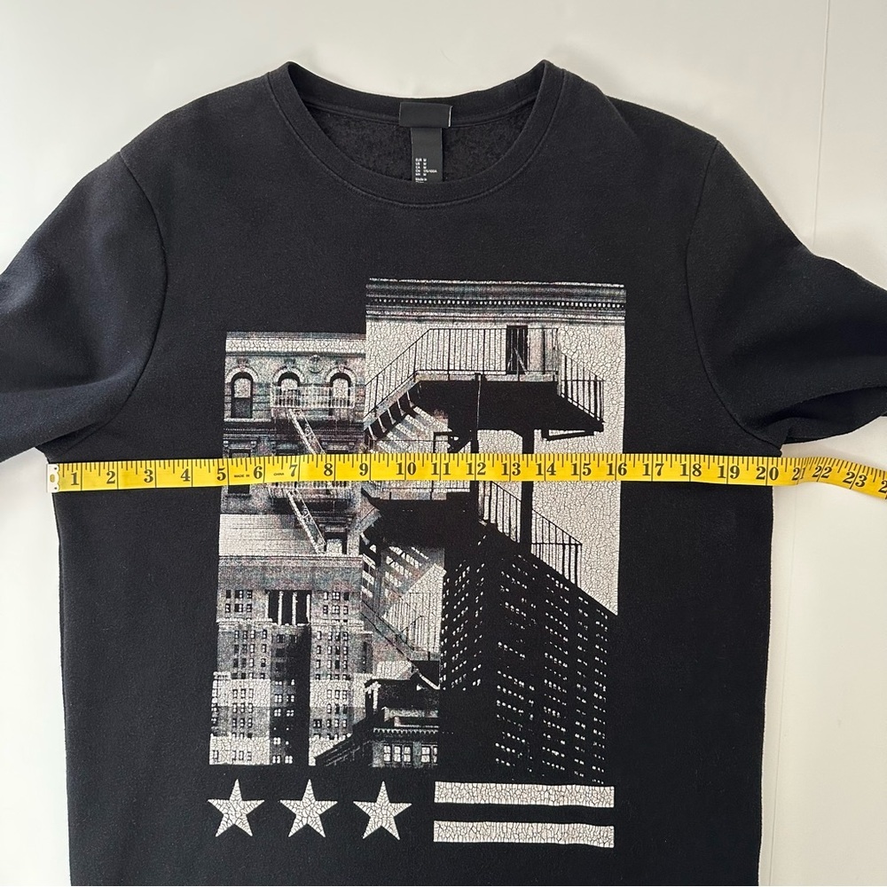 H&M Black Crewneck Sweater with Graphic Print - Picture 5 of 13